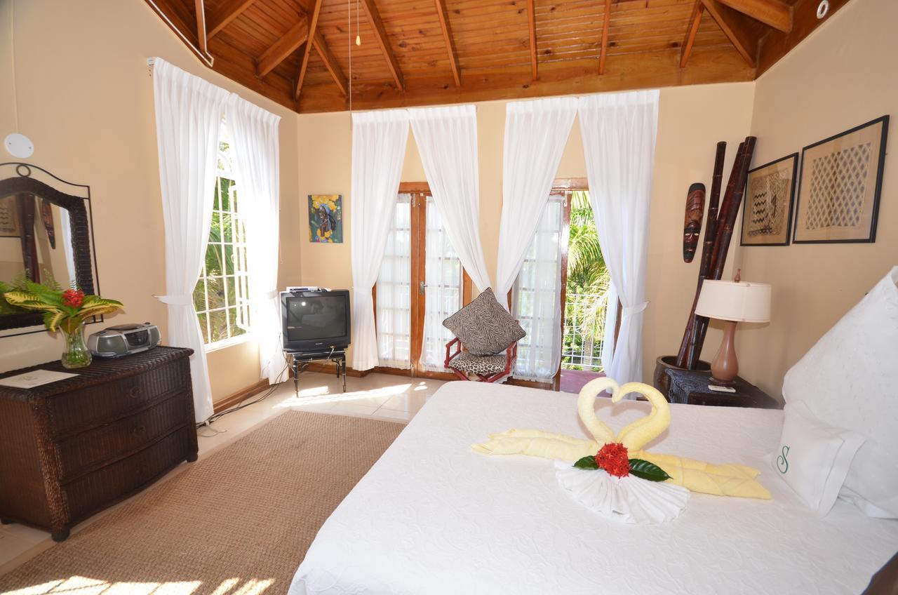 Summerhill Four Bedroom Villa Montego Bay Exterior photo